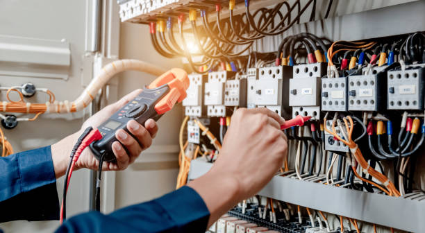 Best Electrical Outlet Repair  in Clifton, TN